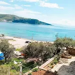 Sea Side Serenity 5